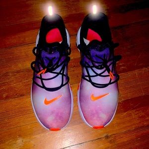 Size 12 Galaxy prestos